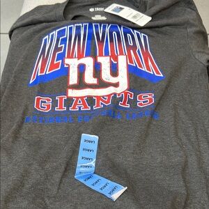 Women’s size large NFL New York Giants Gray Short Sleeve Tee